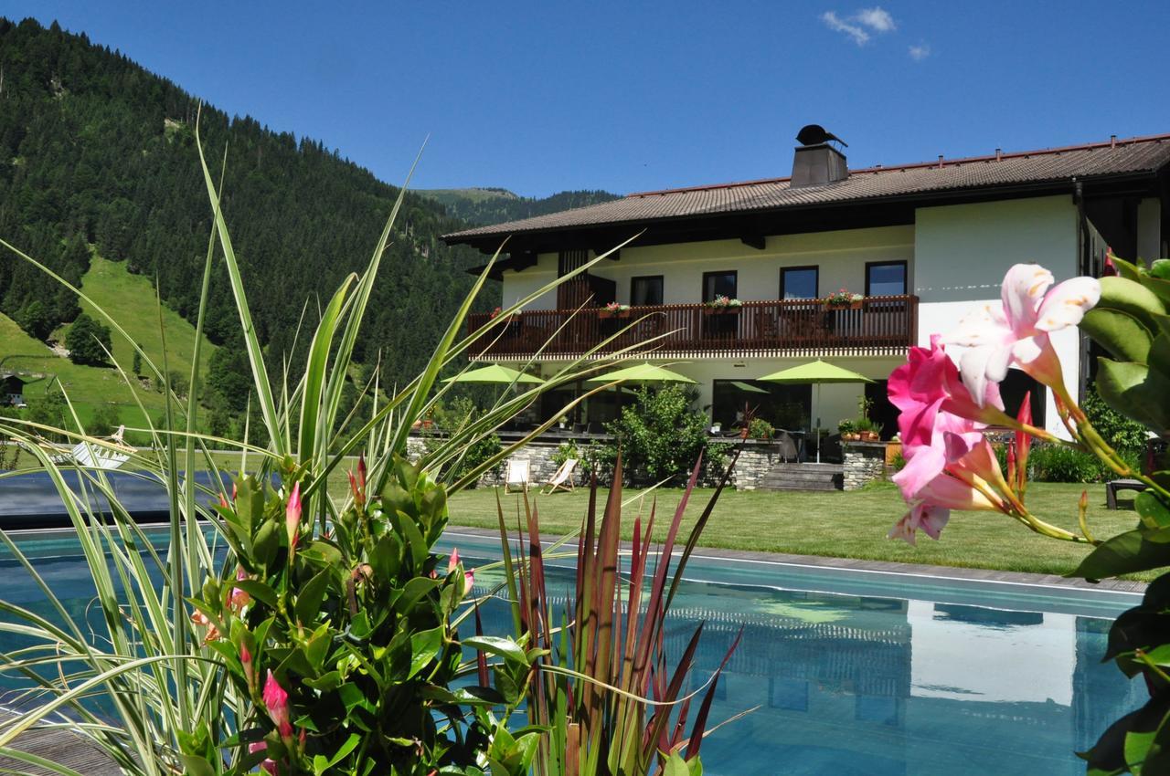 Hotel Laerchenhof Kleinarl Exterior foto